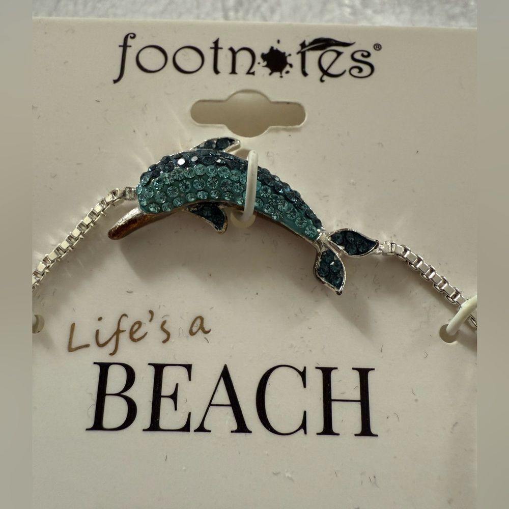Footnotes Dolphin Rhinestone Bracelet - Picture 2 of 3